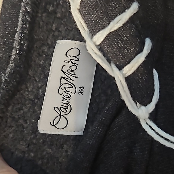 Lauren Moshi Trina Motley Crue hoodie - Picture 12 of 14